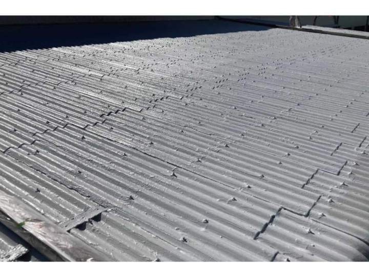 S工業株式会社様  工場の屋根塗装、屋根アスベスト封じ込め強度UP遮断熱塗装工事